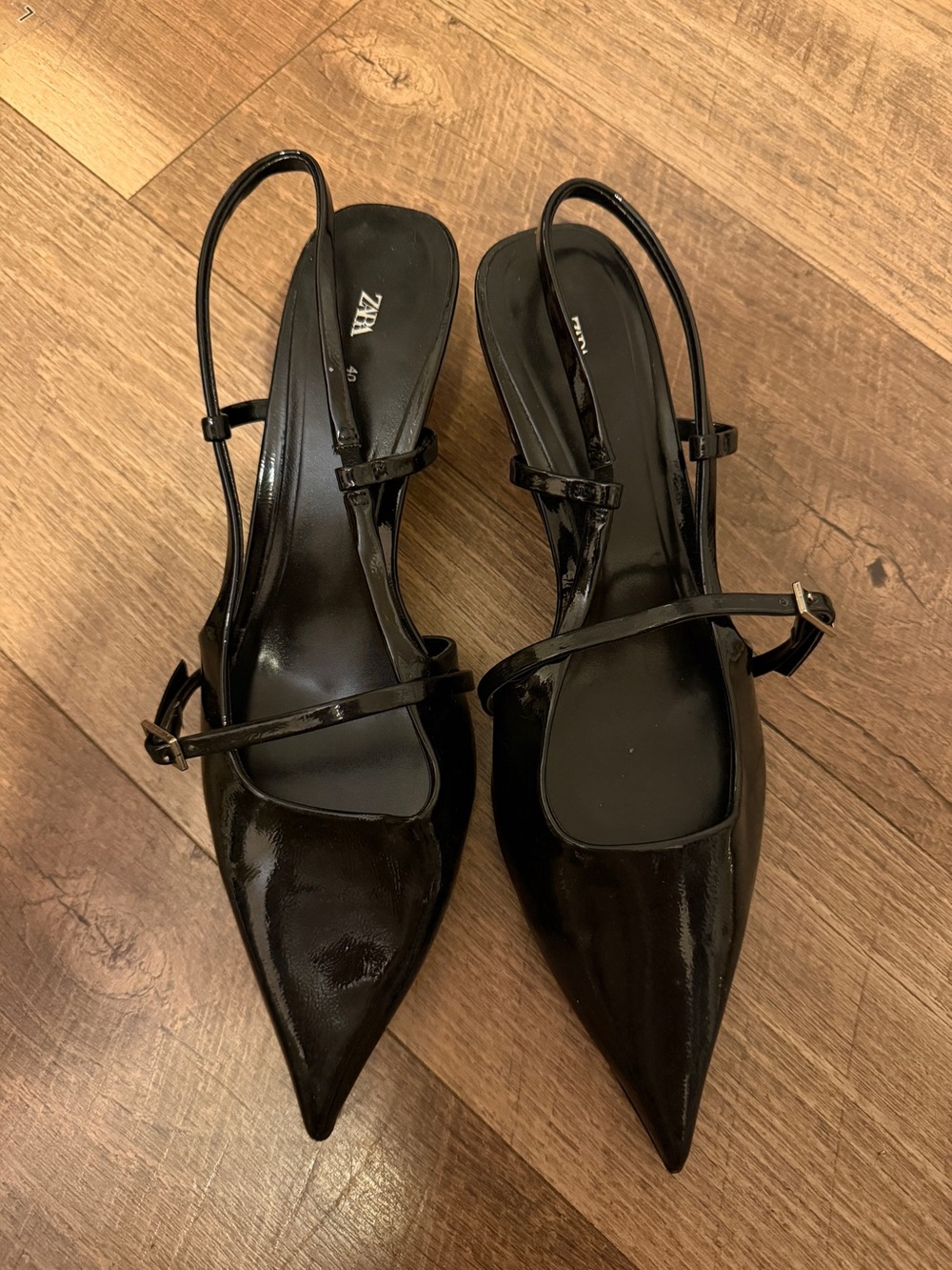 ZARA Black Patent Slingback kitten heels
